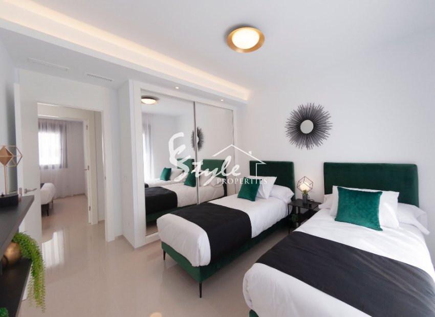 Villa con llave en venta en Quesada, Costa Blanca, España