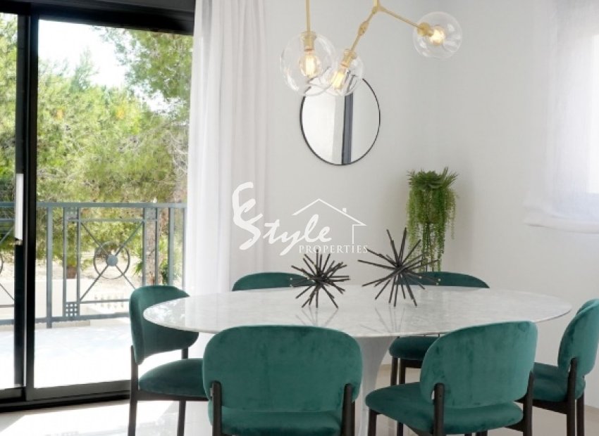 Villa con llave en venta en Quesada, Costa Blanca, España