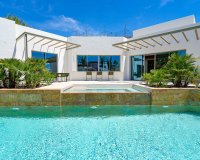 Villa de lujo de nueva construcción con piscina infinity en venta en Las Colinas, Costa Blanca, España. ID2123