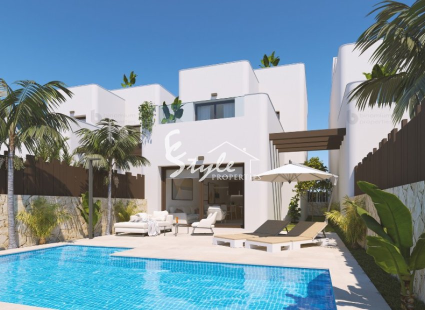 Villa de lujo de nueva construcción en Mil Palmeras, Costa Blanca, España.ON1486