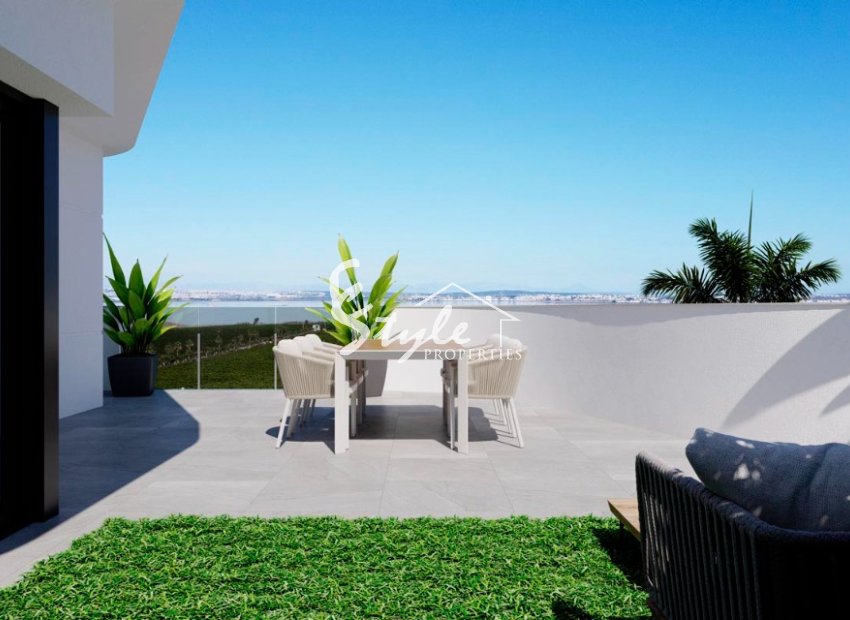 Villa de nueva construcción en Los Balcones, Torrevieja, Costa Blanca, España.ON1463