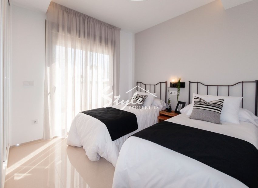 Villa de nueva construcción en venta en Los Alcazares, Murcia, España. ON1411