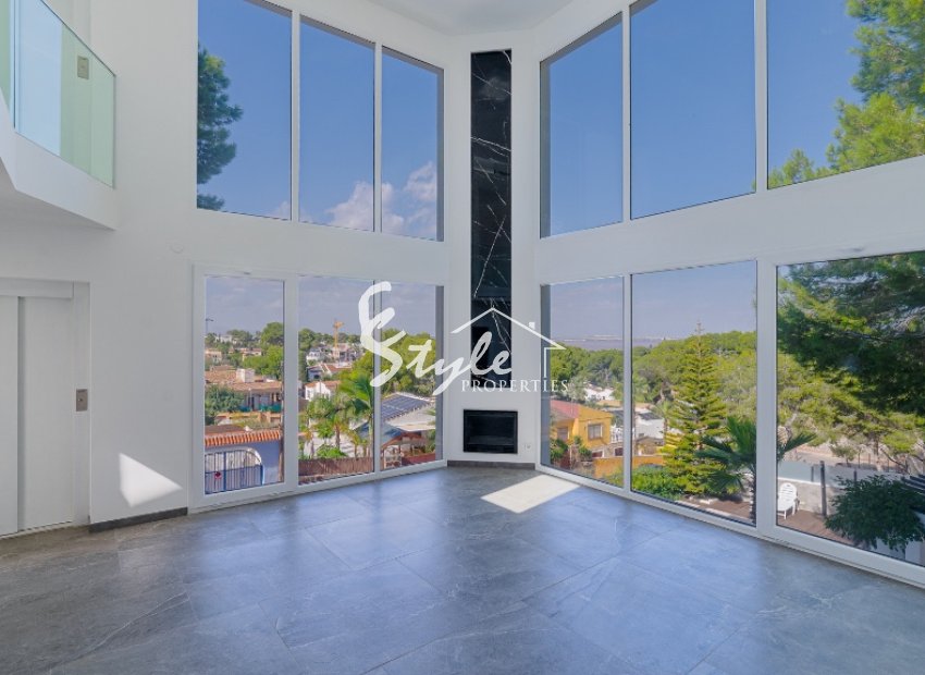 Villa de nueva construcción en venta en Los Balcones, Torrevieja, Costa Blanca. ON1756