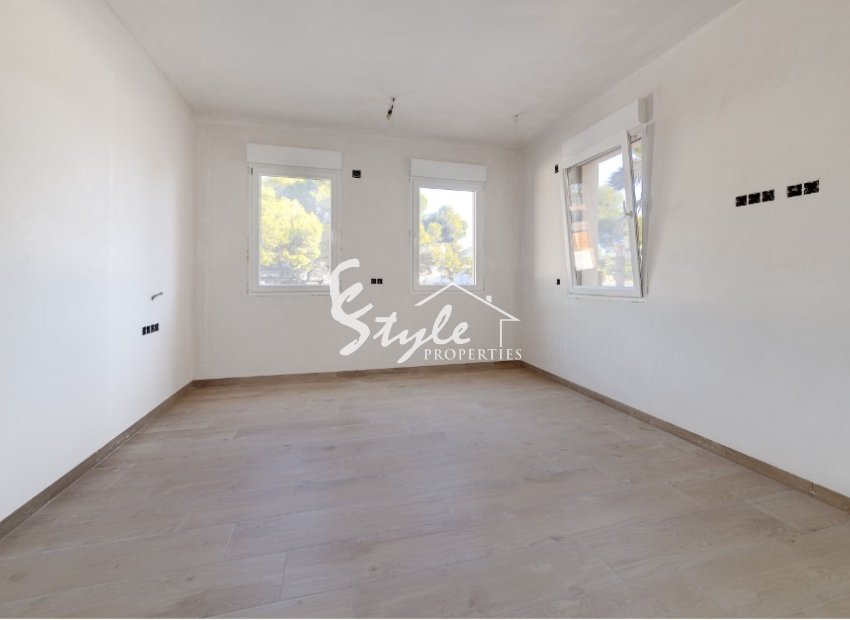 Villa de obra nueva en venta en Punta Prima, Costa Blanca, España. ON1460