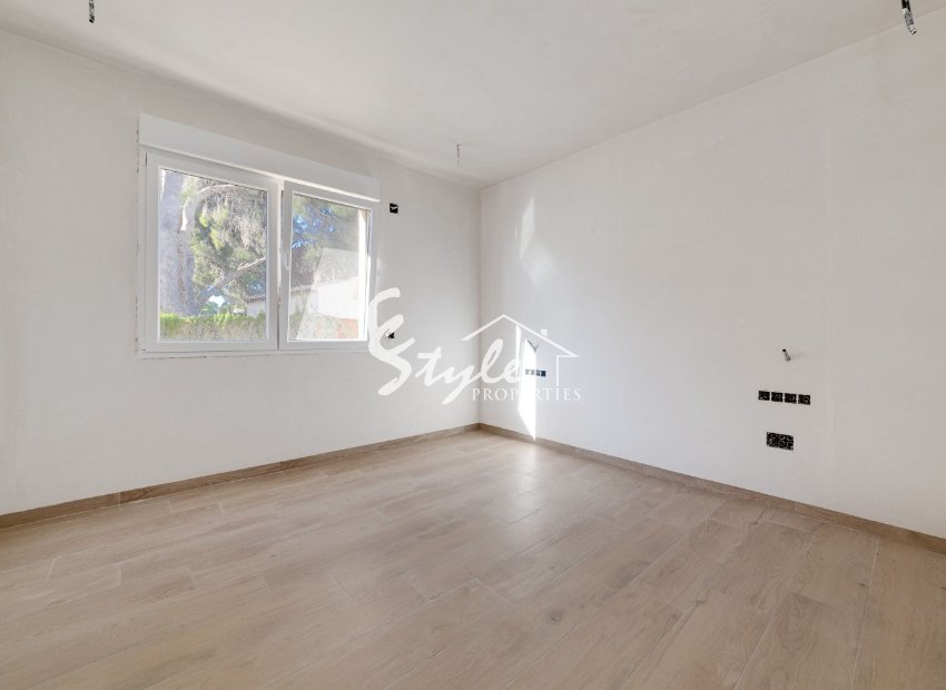 Villa de obra nueva en venta en Punta Prima, Costa Blanca, España. ON1460