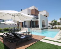 Villa de obra nueva en venta en Torrevieja, Costa Blanca, España. ON1585