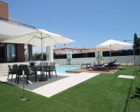 Villa de obra nueva en venta en Torrevieja, Costa Blanca, España. ON1585