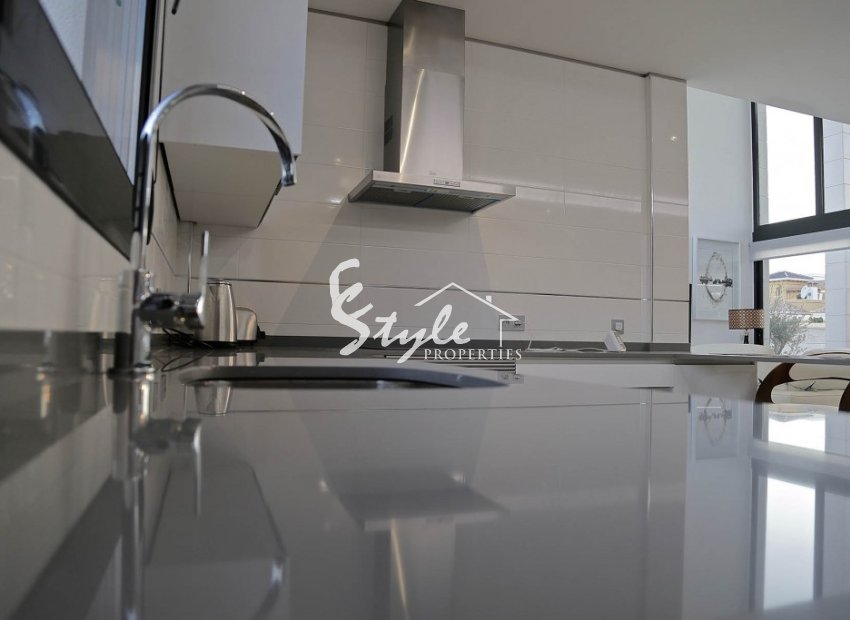 Villa en Dehesa de Campoamor, Costa Blanca, España. ON1638