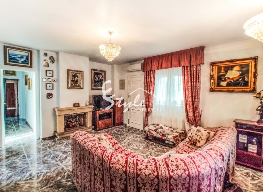Villa for rent close to sea in la Zenia, Orihuela Costa, Costa Blanca, Spain