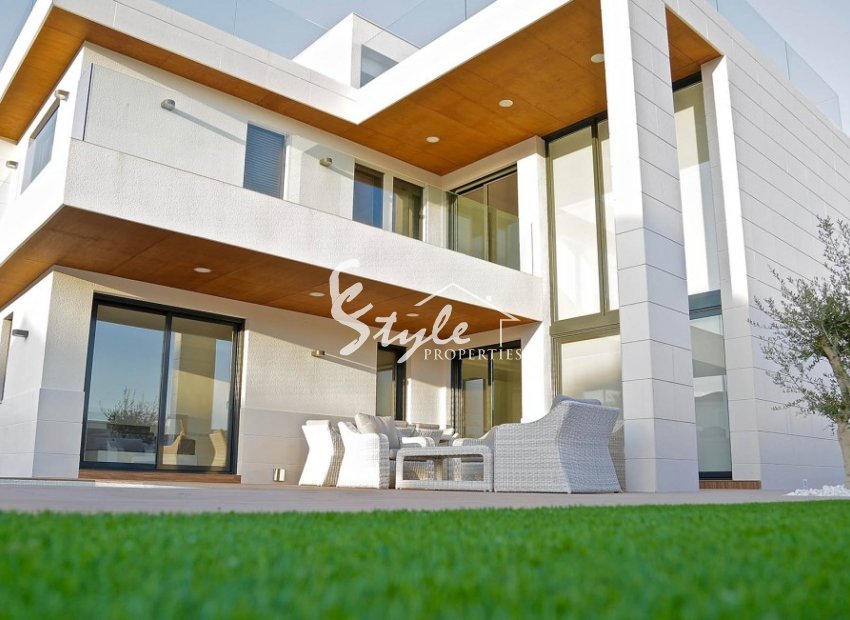 Villa in Dehesa de Campoamor, Costa Blanca, Spain. ON1638