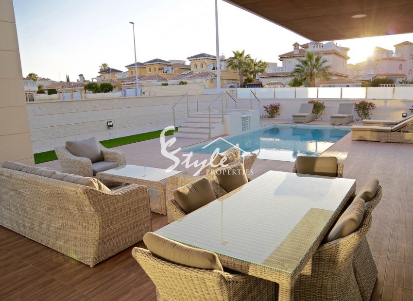 Villa in Dehesa de Campoamor, Costa Blanca, Spain. ON1638