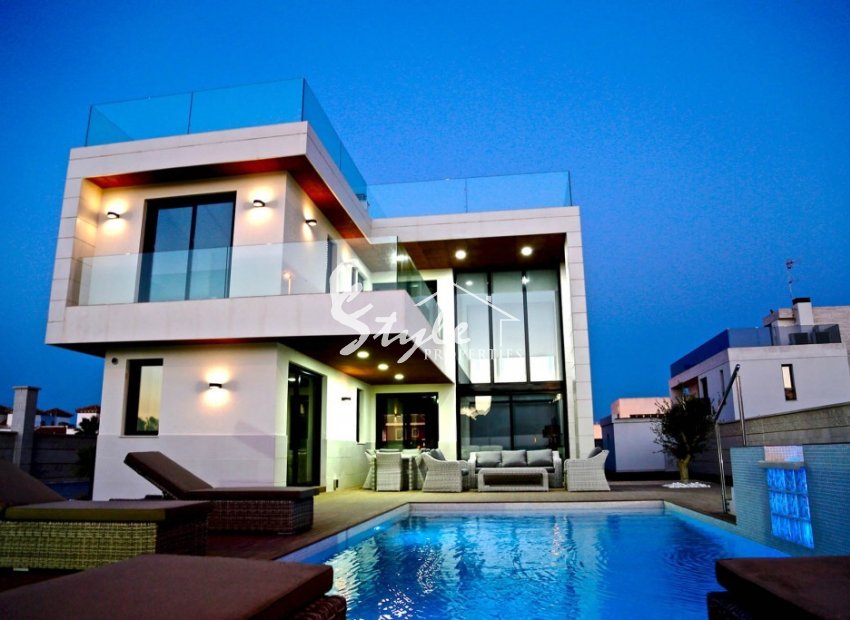 Villa in Dehesa de Campoamor, Costa Blanca, Spain. ON1638