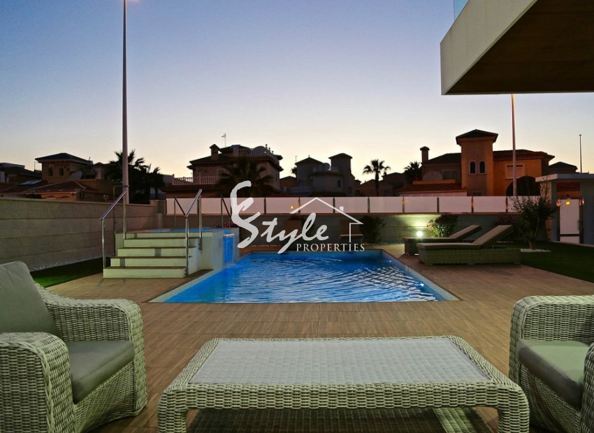 Villa in Dehesa de Campoamor, Costa Blanca, Spain. ON1638