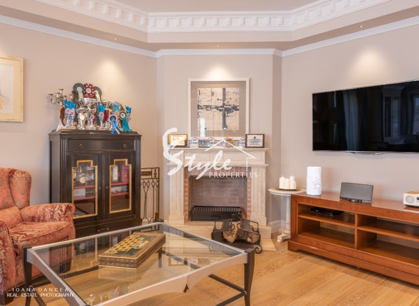 Вилла на продажу в Сьюдад Кесада, Ciudad Quesada, Аликанте, Коста Бланка, Испания