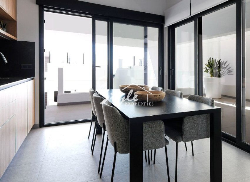 Villa nueva en venta en Guardamar del Segura, Costa Blanca, Alicante, España.ON1508