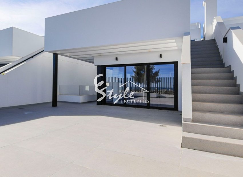 Villa nueva en venta en Guardamar del Segura, Costa Blanca, Alicante, España.ON1509