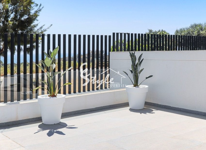 Villa nueva en venta en Guardamar del Segura, Costa Blanca, Alicante, España.ON1509