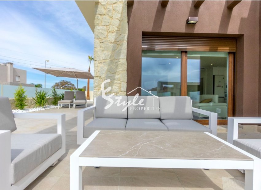 Villa nueva en venta en Rojales, Costa Blanca, España. ON1762