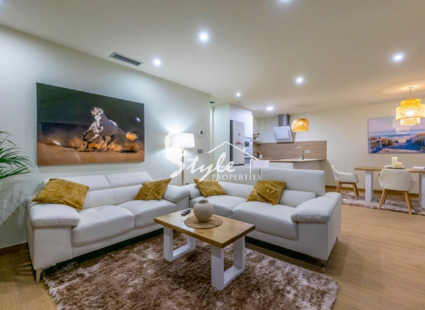 Villa nueva en venta en Rojales, Costa Blanca, España. ON1762