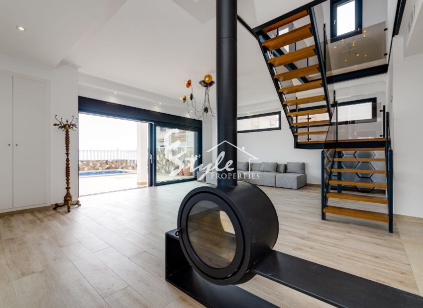 Villa on the first line of the sea in La Mata (Torrevieja) Spain. ID1826