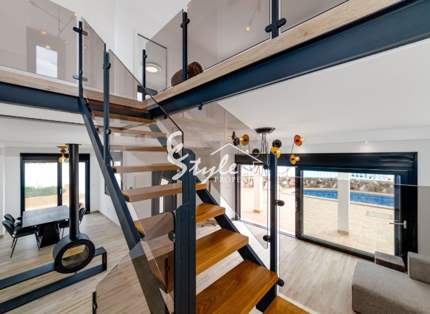 Villa on the first line of the sea in La Mata (Torrevieja) Spain. ID1826