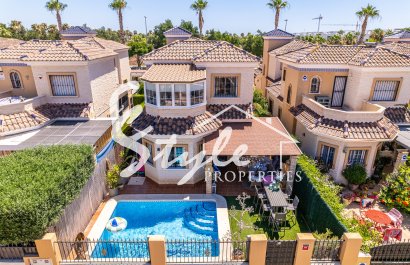 Villa - Resale - Guardamar - EL RASO