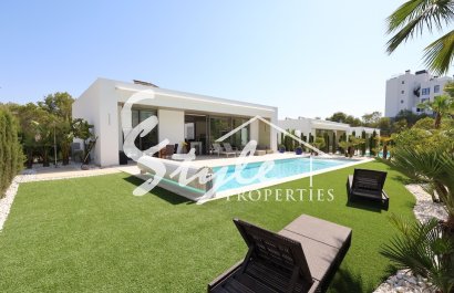 Villa - Resale - Las Colinas Golf - Las Colinas Golf
