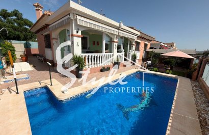 Villa - Resale - Los Montesinos - La Herada