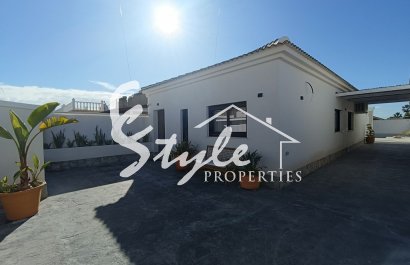 Villa - Resale - Torrevieja - El Chaparal