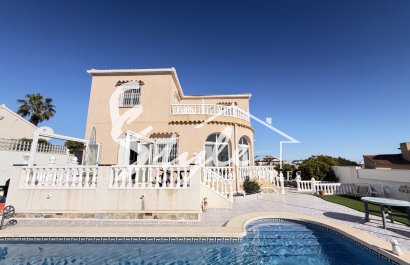 Villa - Resale - Villamartin, Orihuela Costa - DP-67042