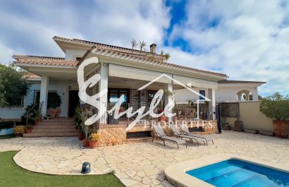 Villa - Reventa - Campoamor - Campoamor
