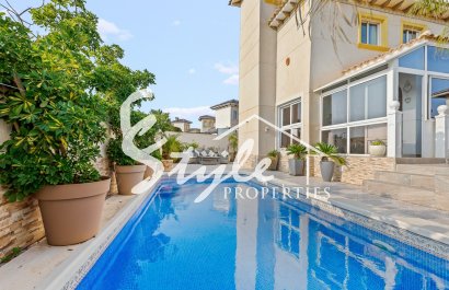 Villa - Reventa - Orihuela Costa  - Playa Flamenca