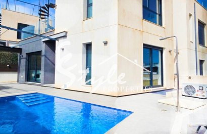 Villa - Reventa - Orihuela Costa  - Villamartin