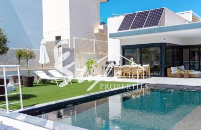 Villa - Reventa - San Miguel De Salinas - San Miguel De Salinas