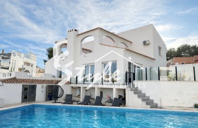 Villa - Reventa - Villamartin, Orihuela Costa - Villamartin