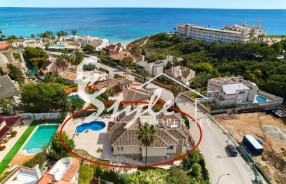 Вилла - Вторичное жилье - Dahesa de Campoamor - Дееса де Кампоамор