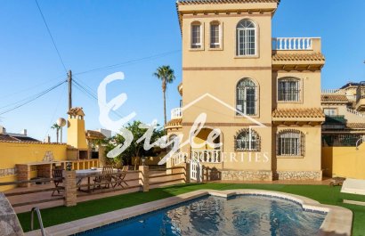 Вилла - Вторичное жилье - Orihuela-Costa - 6155