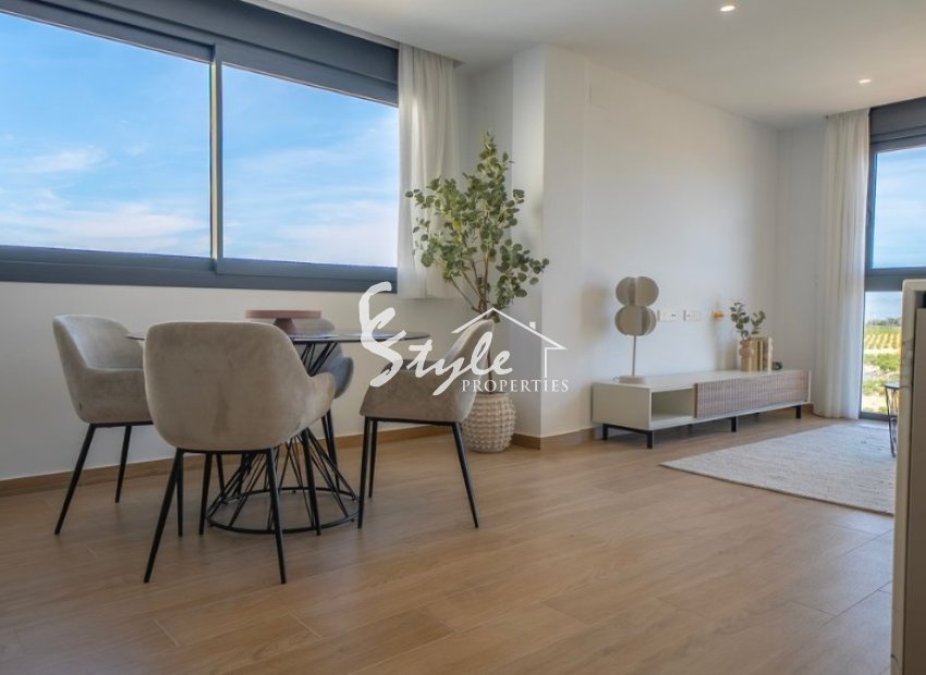 Villas de nueva construcción en venta en La Finca Golf, Costa Blanca, España. ON1887