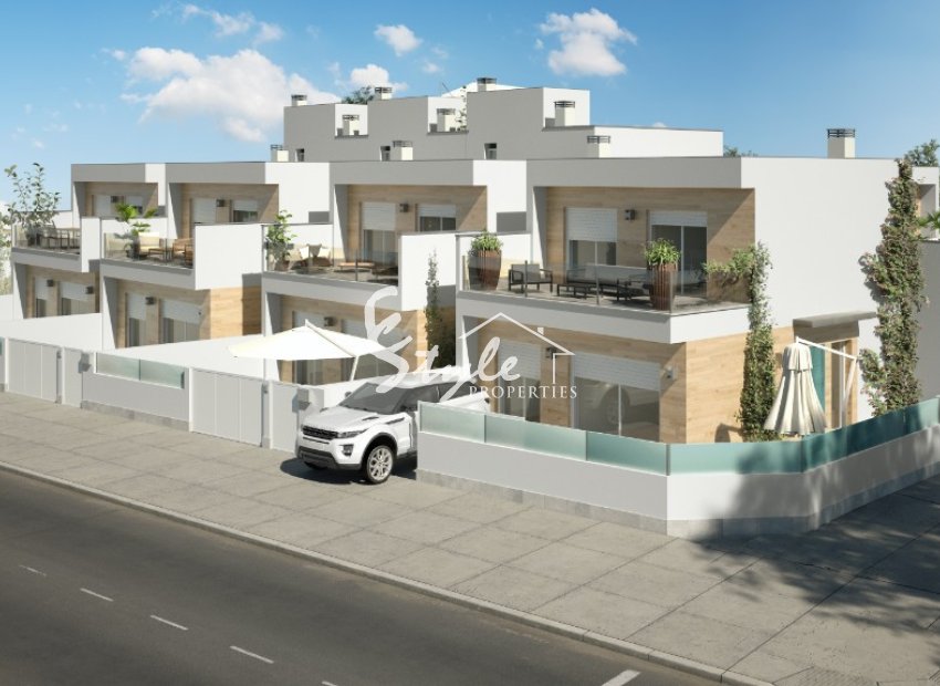 Villas de nueva construcción en venta en San Pedro del Pinatar, Murcia, España. ON1714