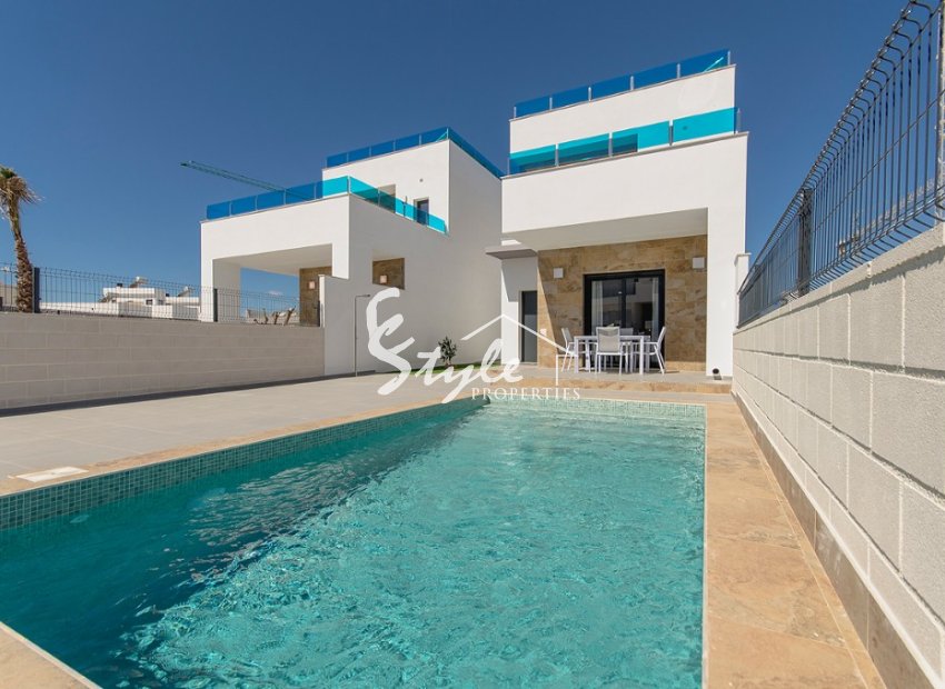 villas independientes en venta en Vista Bella Golf, Vega Baja. ID: ON1378