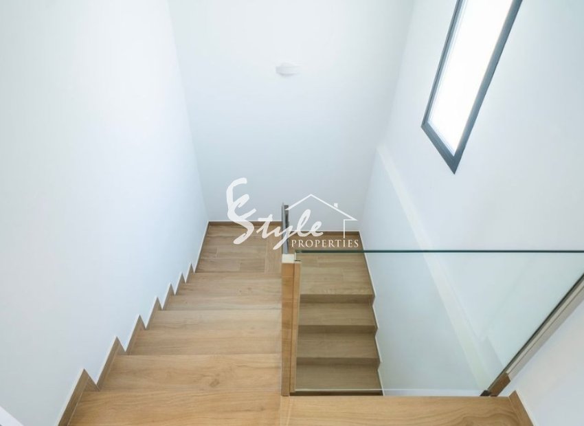 Виллы новой постройки на продажу в Ла Финка Гольф, Коста Бланка, Испания.ОN1887