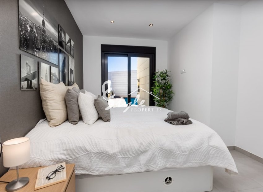 Виллы новой постройки в Пилар де ла Орадада, Коста Бланка.Испания.ON1825