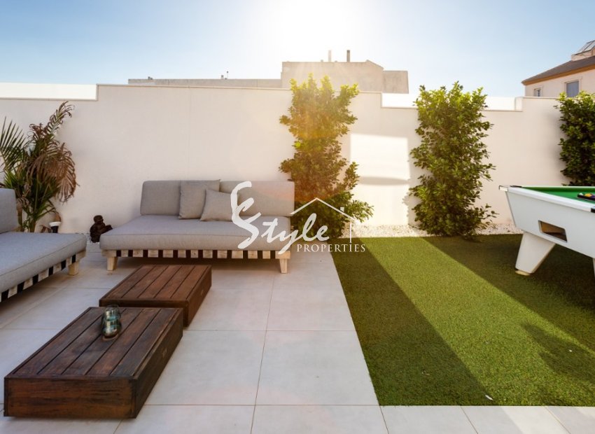 Виллы новой постройки в Пилар де ла Орадада, Коста Бланка.Испания.ON1825