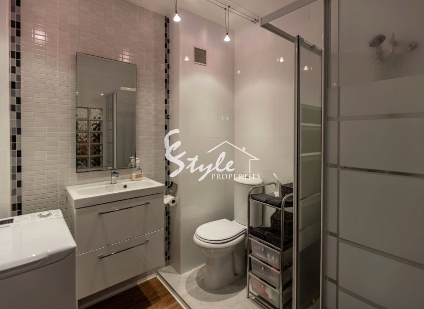 Вторичное жилье - 1. Apartment / flat - La Regia