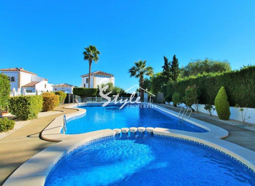 Вторичное жилье - 2. Townhouse - Ориуэла Коста  - Вилламартин