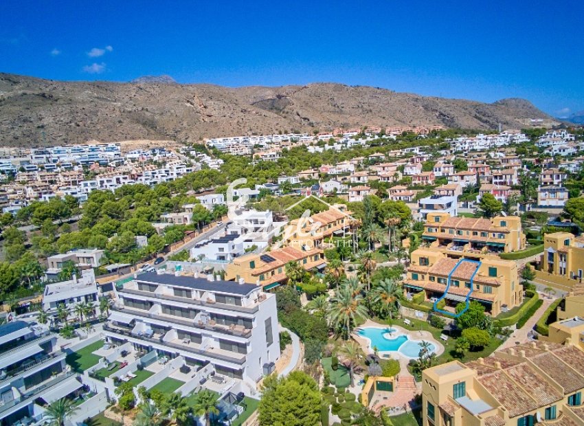 Вторичное жилье - Adosado - Бенидорм - Финестрат