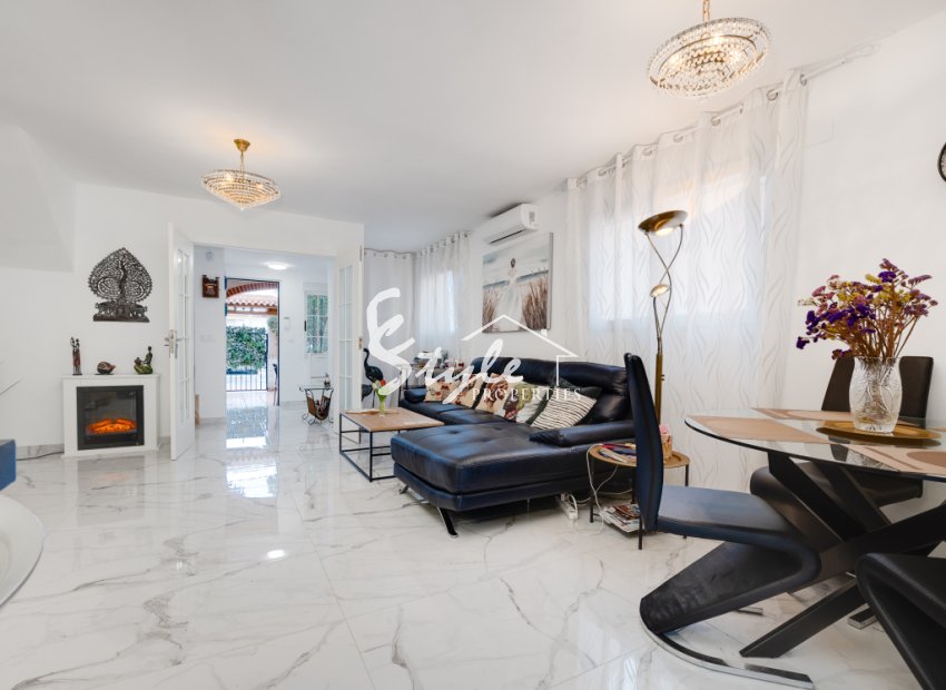 Вторичное жилье - Adosado - Torrevieja - Торревьеха