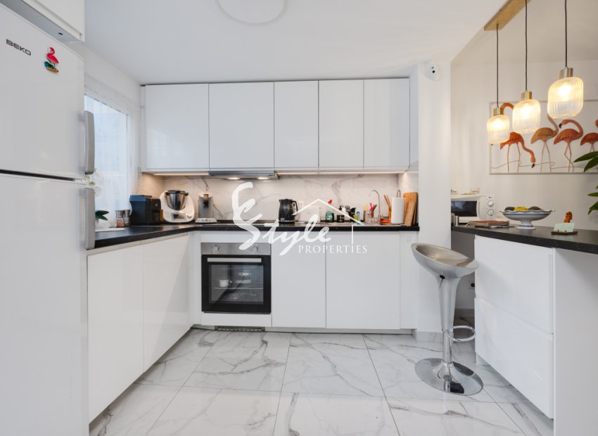 Вторичное жилье - Adosado - Torrevieja - Торревьеха