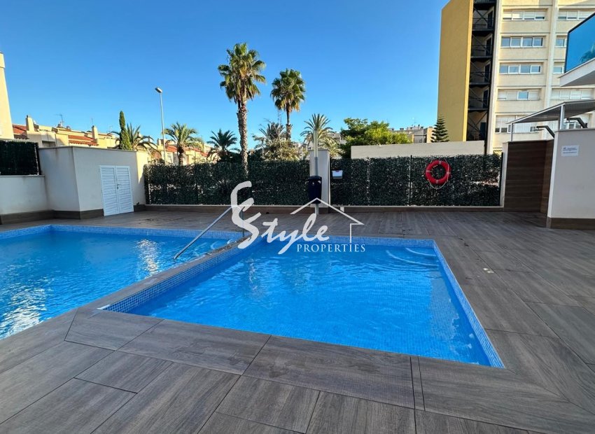 Вторичное жилье - Apartamento - Torrevieja - Calas Blancas
