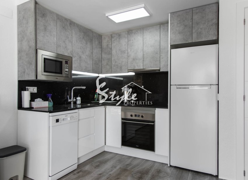 Вторичное жилье - Apartamento - Torrevieja - Lago Jardin